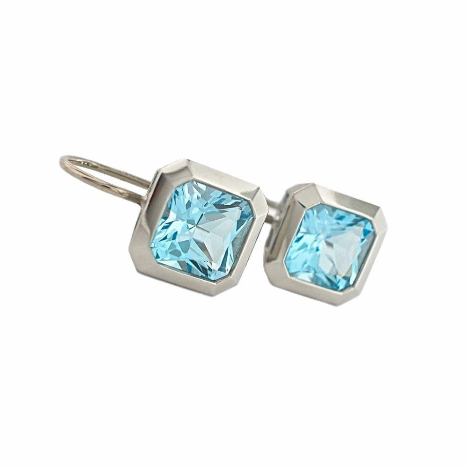 Series 20 - Oblique Grand | Ear Wire, Pd. + Blue Topaz