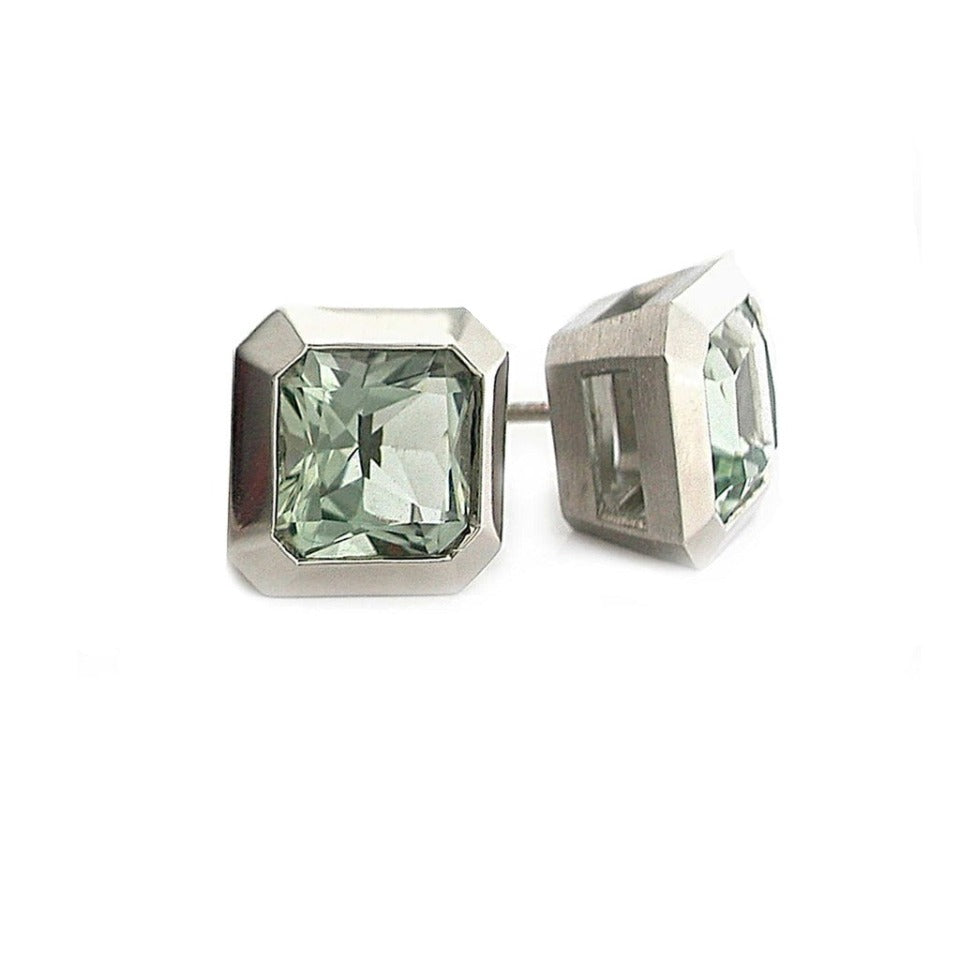 Series 20 - Oblique Grand | Stud Earring, Pd. + 8 mm Green Amethyst