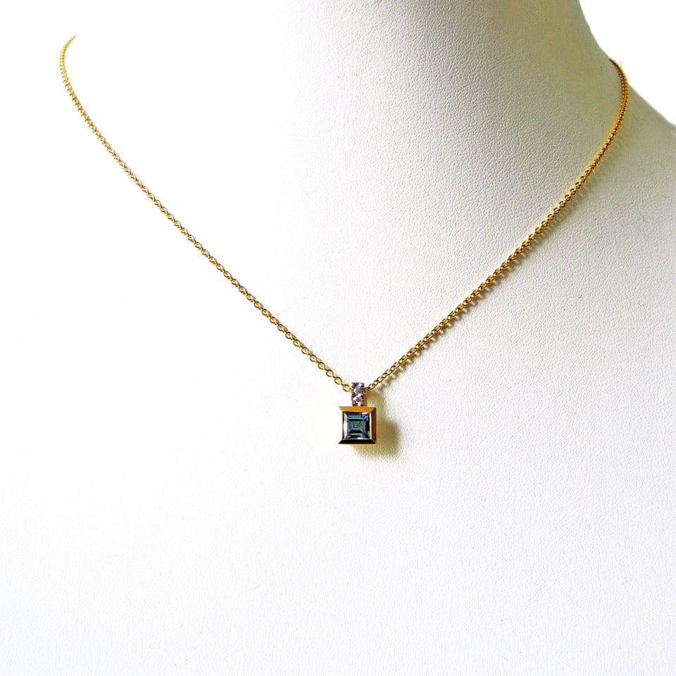 Series 17 - Squared | Pendant in  18k Gold, Plat., Aquamarine + Diamonds