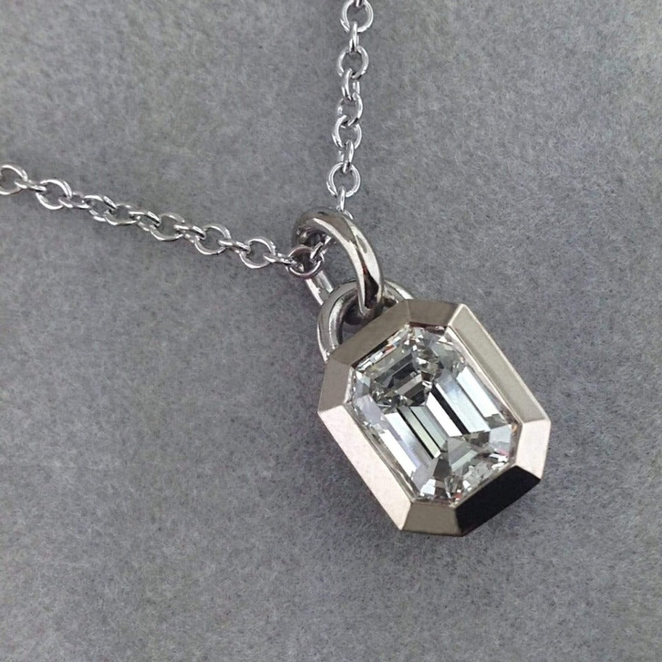 Custom Series 20 - Oblique | Fine Pendant, 18k Palladium White Gold, Mounting