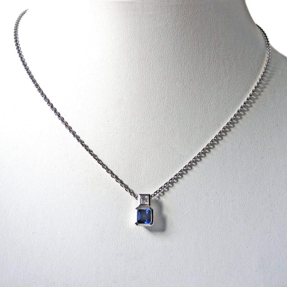 Series 20 - Oblique Fine | Pendant, Platinum + 6mm Blue Sapphire + Diamond