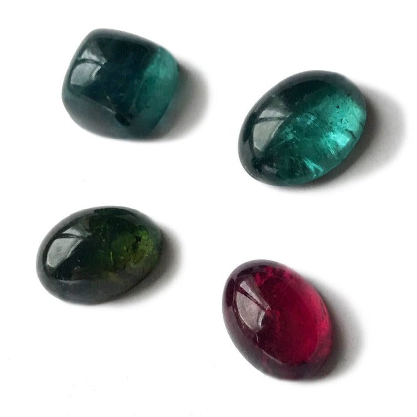 Custom Ring | Bezel Set, 18k Gold + Cabochon Tourmaline