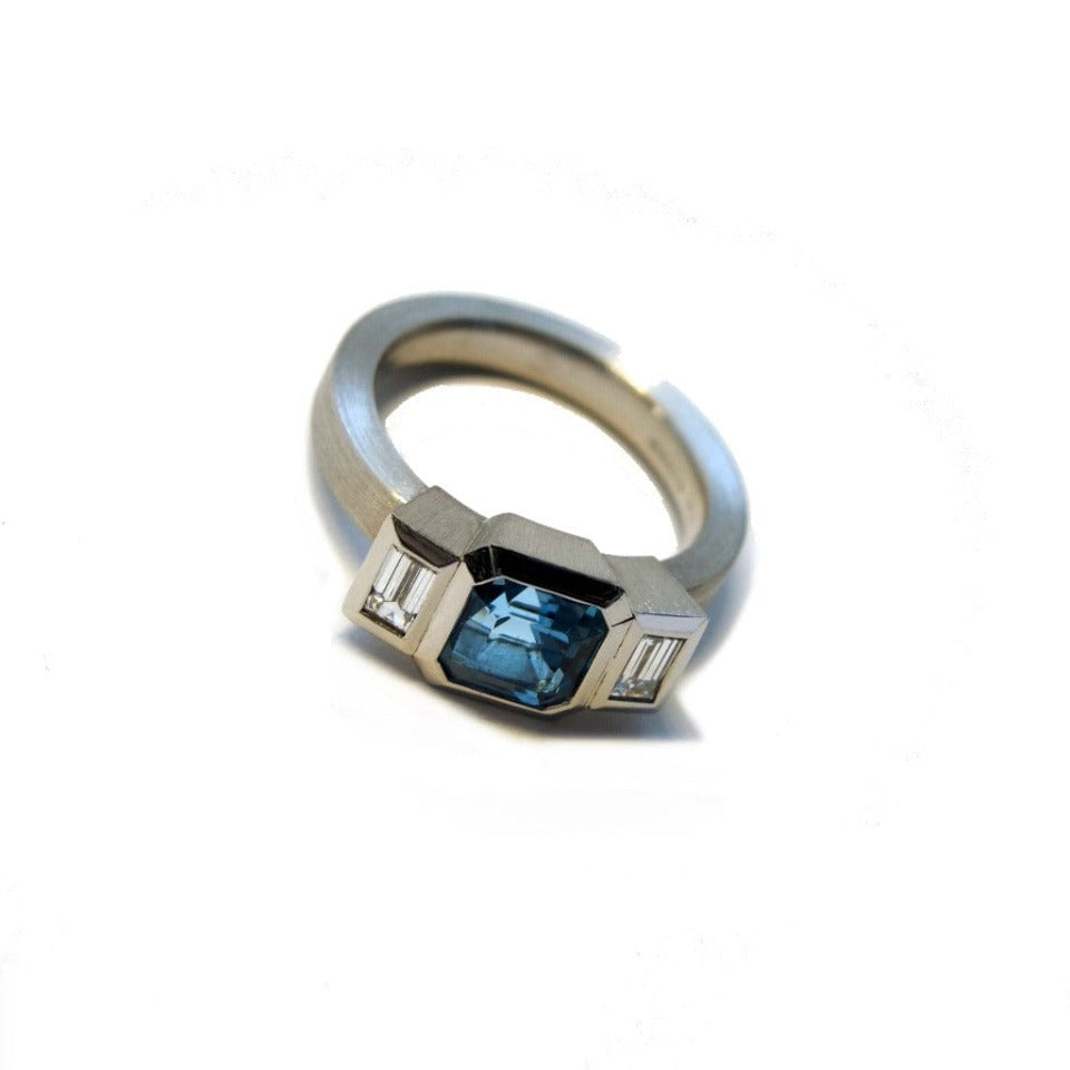 Series 20 - Oblique Fine | 3 Stone Ring, Platinum, Aquamarine + Diamond