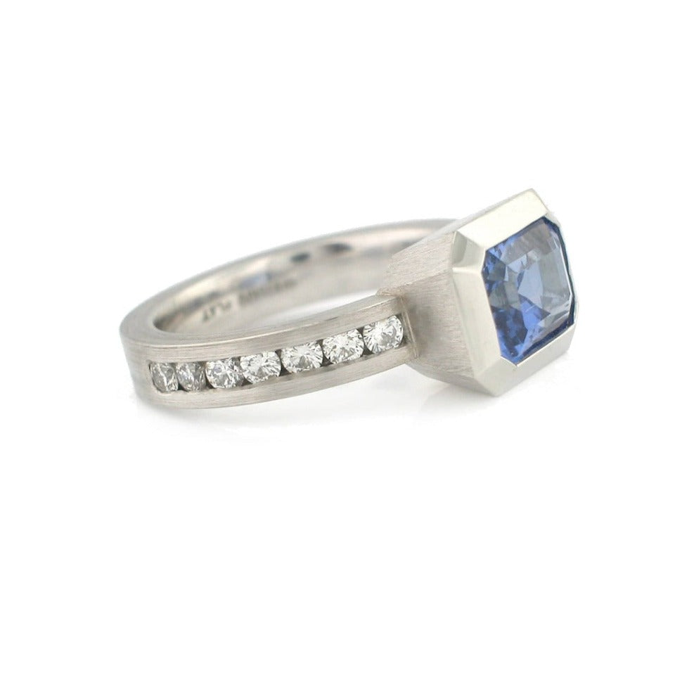 Series 20 - Oblique Fine | Ring, Plat. + 8 x 6mm Blue Sapphire + .50tcw. Dia. (SIZE 6.5)