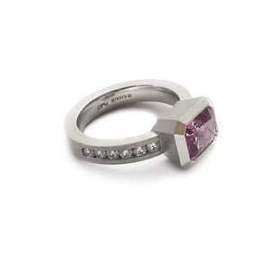 Series 20 - Oblique Fine | Ring, Plat. + 8 x 6mm Pink Sapphire + .50 tcw. Dia. (SIZE 6)