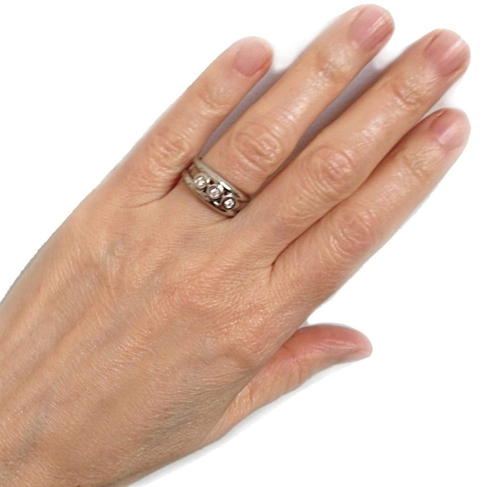 Series 45 - Torus | Band, Pd. + Diamonds (SIZE 6.25)